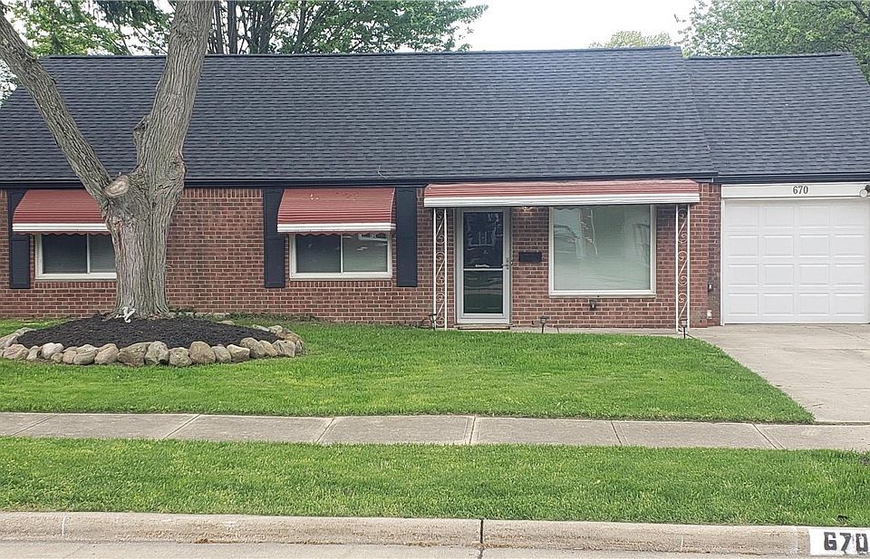 1st image of 670 Walnut Dr
