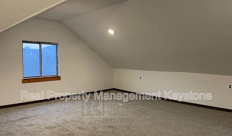 403 Ohio Ave #2 — Photo 11