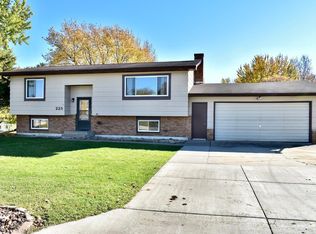 225 S 1st St, Lewiston, MN 55952