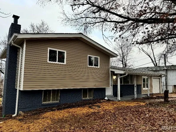 2836 Harmony Ridge Dr, Arnold, MO 63010