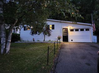 208 Tall Timbers Dr, White Riv Jct, VT 05001