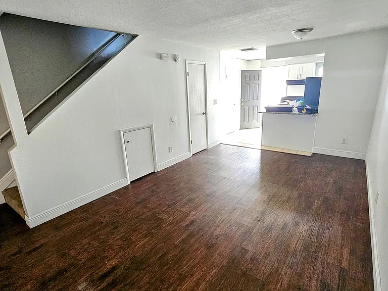 37220 Majestic Oak Ct #2016 — Photo 23