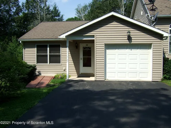 205 Knollridge Dr, Factoryville, PA 18419