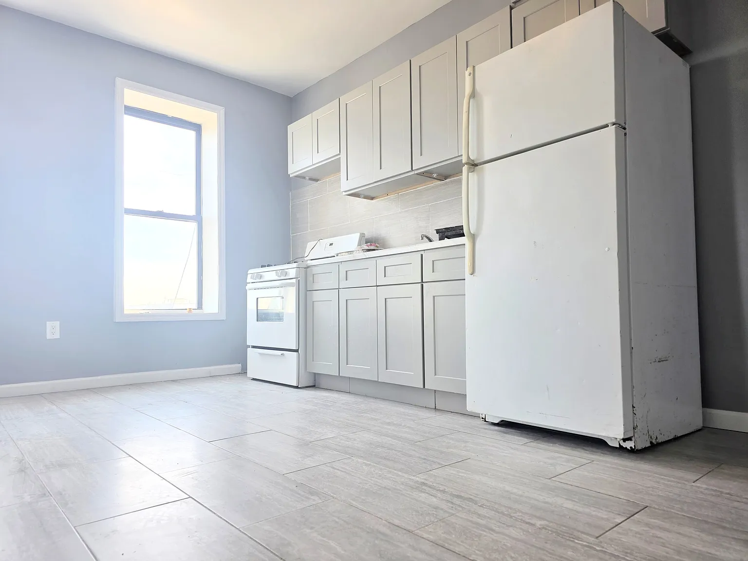 170 Bay 31st Street — Photo 3