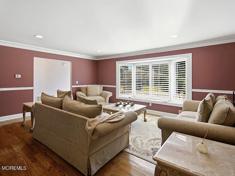 39 Hilltop Rd — Photo 14