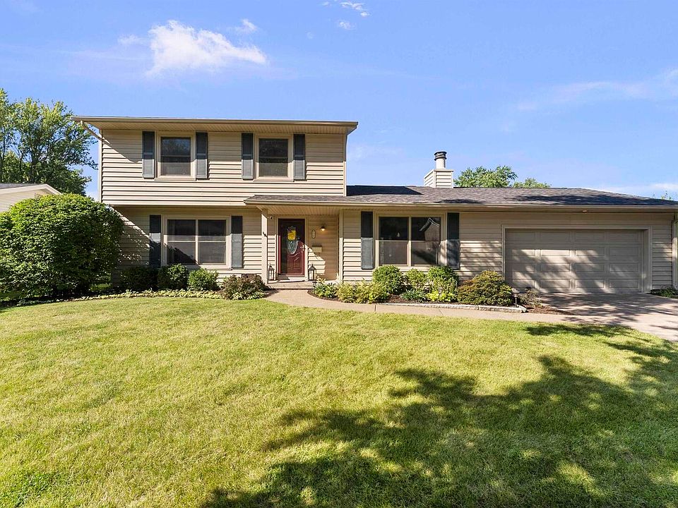 1st image of 1303 Golden Valley Dr