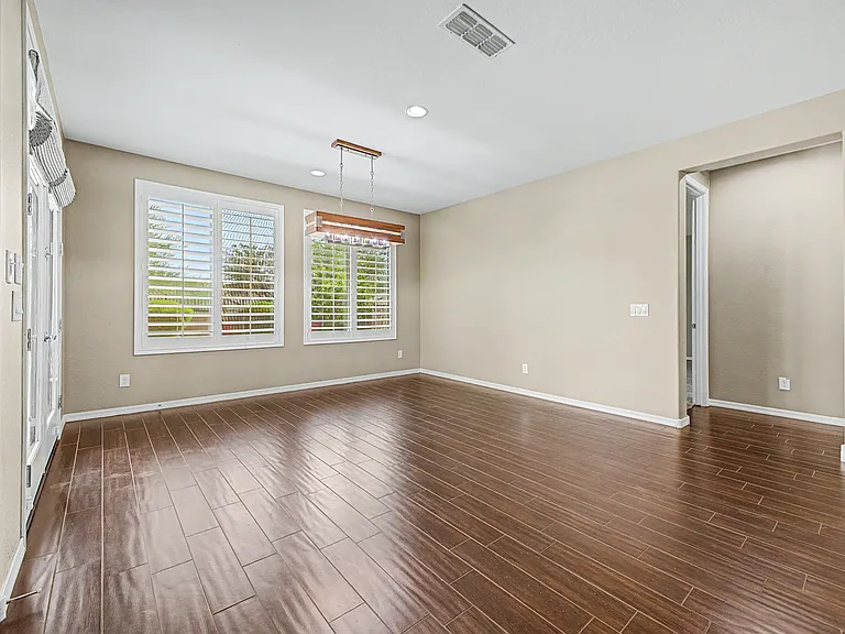 2539 W Rabjohn Rd — Photo 24
