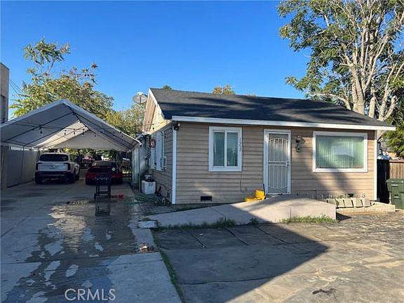 3rd image of 1572 W 4th St