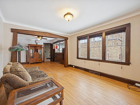 4th image of 3214 Oliver Ave N