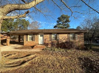 1901 Amberwood Ct, Griffin, GA 30223