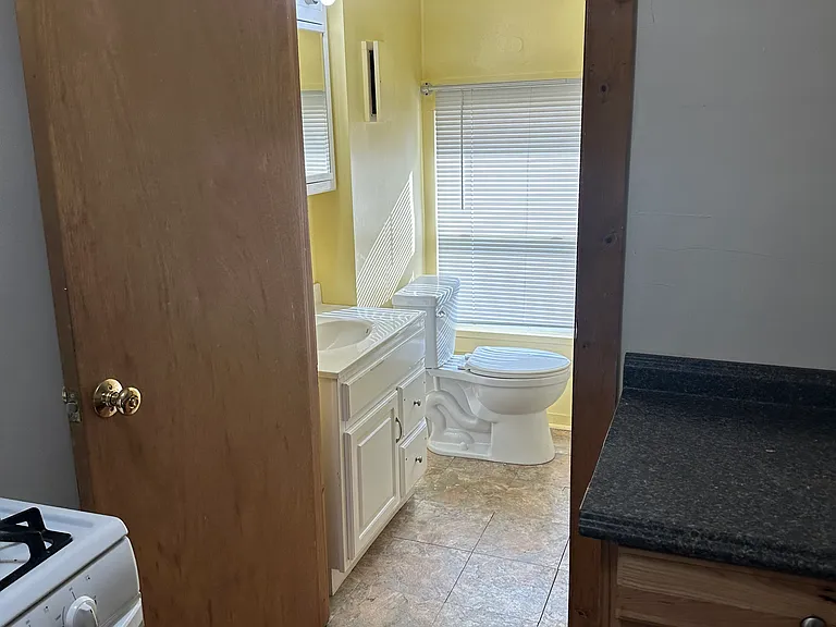 215 Park Ave #3 — Photo 12