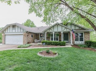 2403 Winter Forest Ct, Ballwin, MO