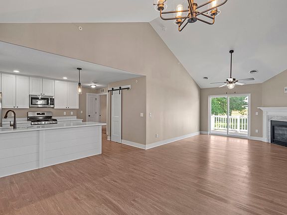 3rd image of 2926 Shanes Way #2926