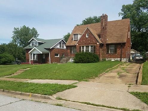 4th image of 3676 Manola Ave