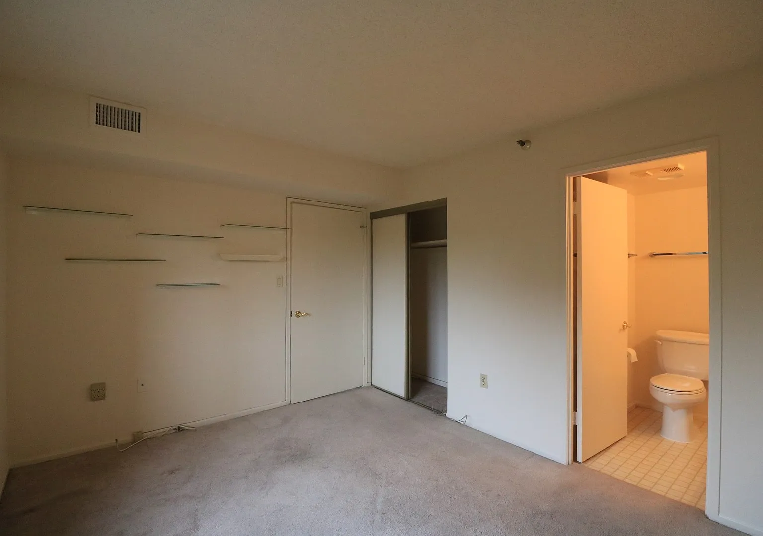 2Bed + 2Bath Condo - in Famous Leisure World in Secure High Rise 55+ community! — Photo 4