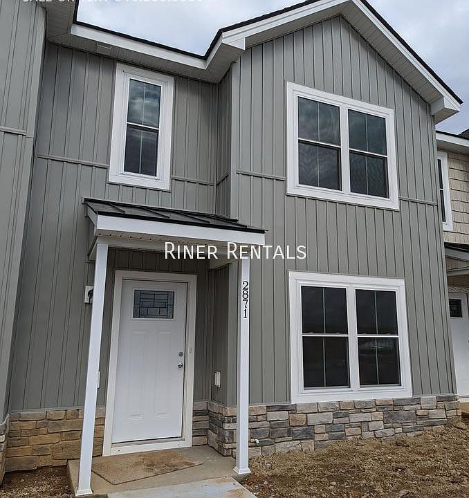1st image of 2871 Locust Hill Dr