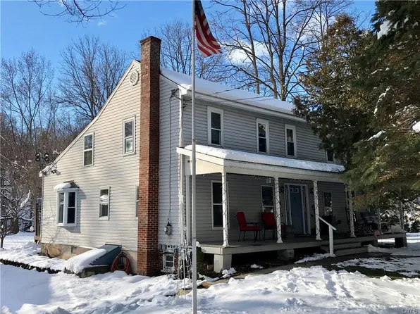 18 Valley Dr, Jordan, NY 13080