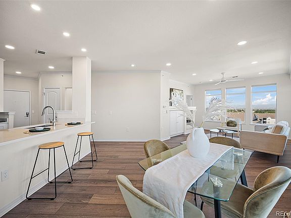 5th image of 10184 Park Meadows Drive #1410