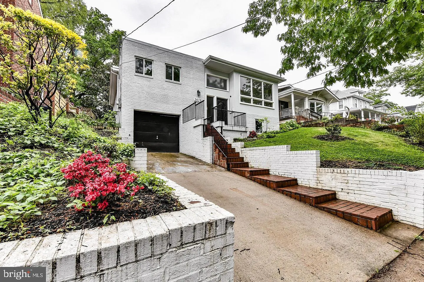 6 bed, 4.5 bath, 2308 sqft, $4,525 — Photo 1