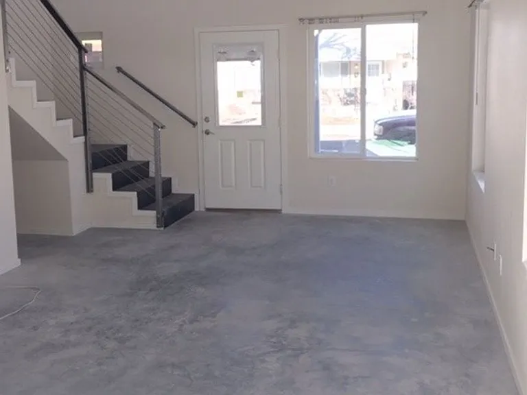 130.5 Caliente St — Photo 2