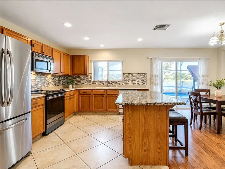 12827 Oulton Cir — Photo 16