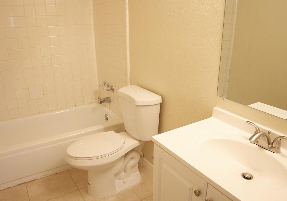 2nd image of 4512 Lemans Dr