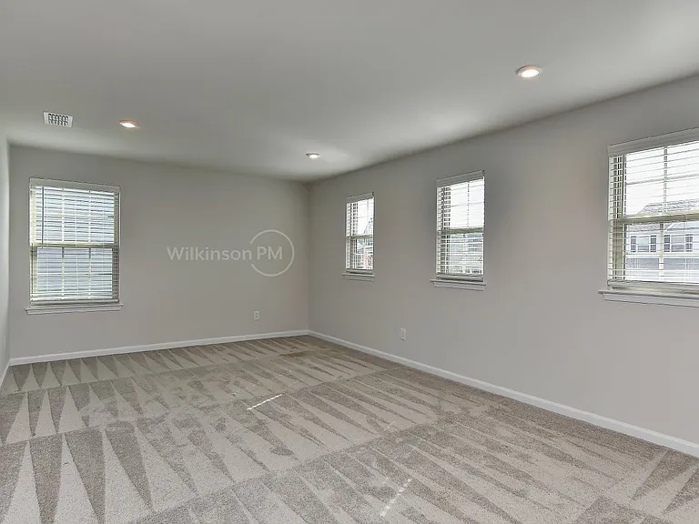 1868 Scarbrough Cir — Photo 26