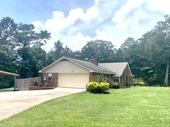 2nd image of 502 Pinewood Dr SE