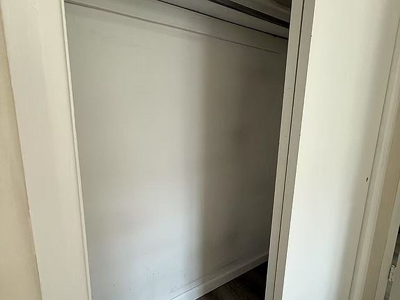 2nd image of 185 Bay 44 St Floor 1