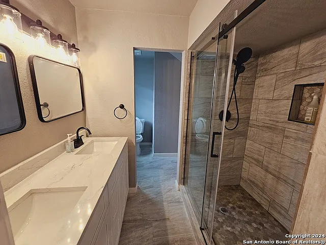 6700 Yellow Rose St — Photo 24