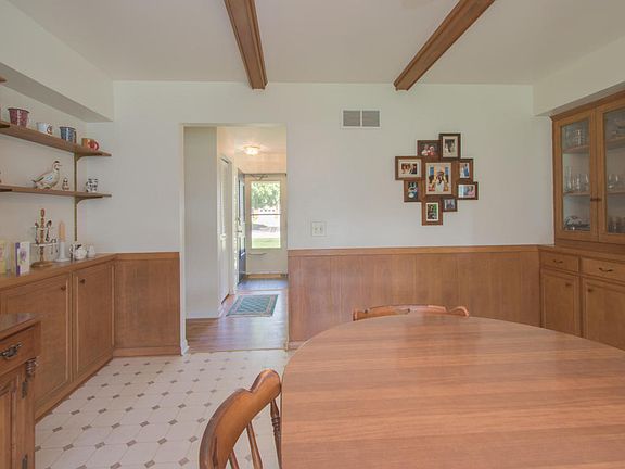 5th image of 4525 Canterbury Ave