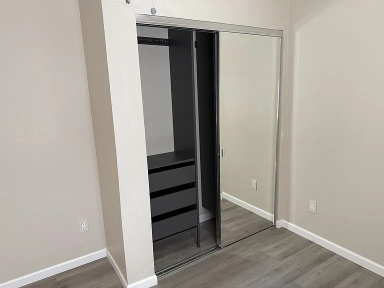 440 W 4th Ave #2 — Photo 11