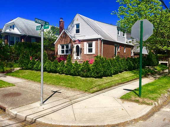 3rd image of 139 Floral Blvd