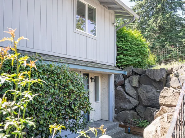 19228 15th Avenue NE #A1, Shoreline, WA 98155