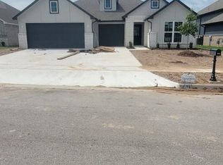 3905 W Laredo St, Broken Arrow, OK 74012
