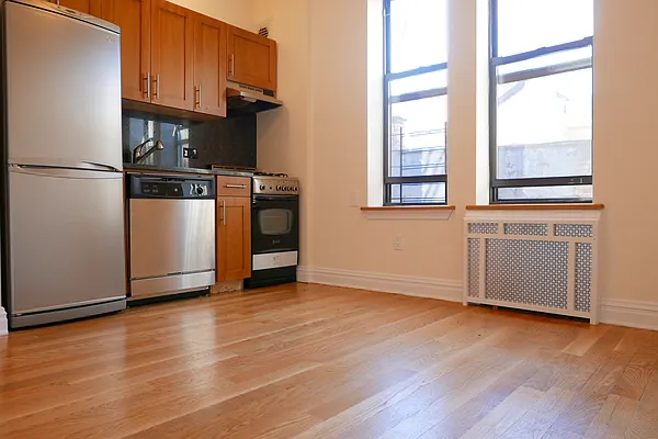 Rented by JK Dansar Corp | media 9