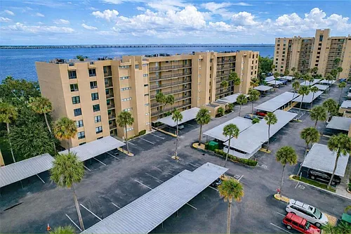 2617 Cove Cay Dr #301 Photo 1