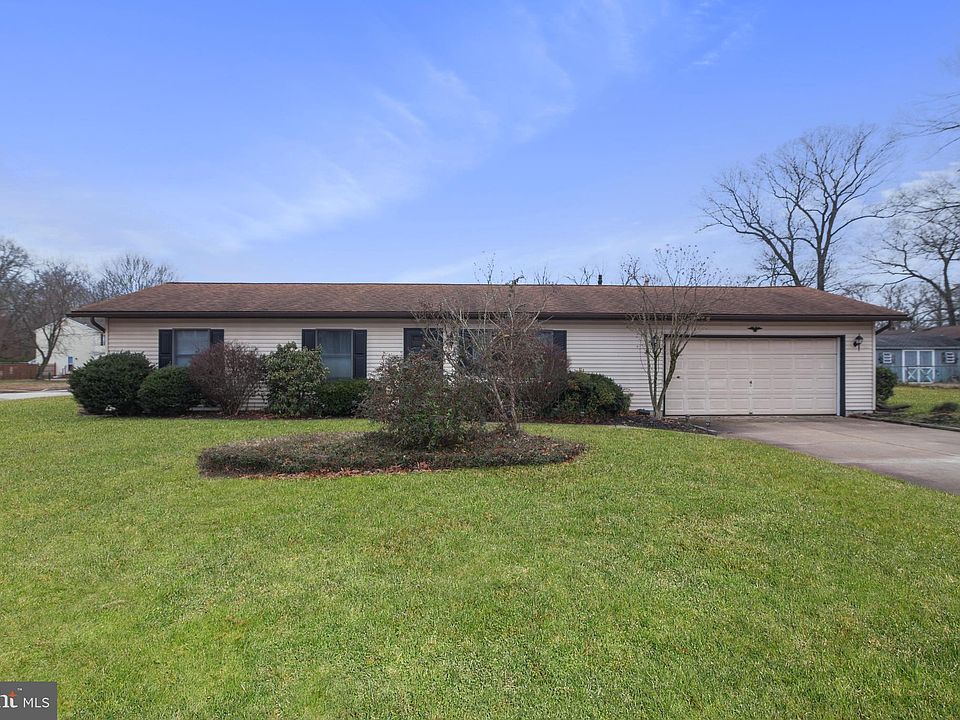 1st image of 253 Karen Dr