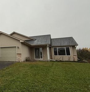 1630 W Maple St, River Falls, WI, 54022