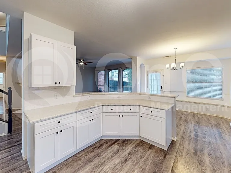 4205 Holly Dr — Photo 5
