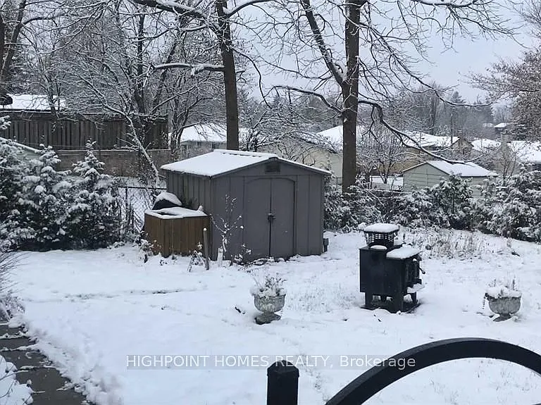 580 Forest Hill Dr — Photo 2