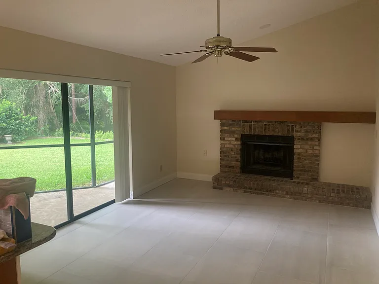 3214 Glenridge Dr — Photo 5