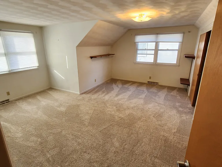 2230 Carberry Dr — Photo 4