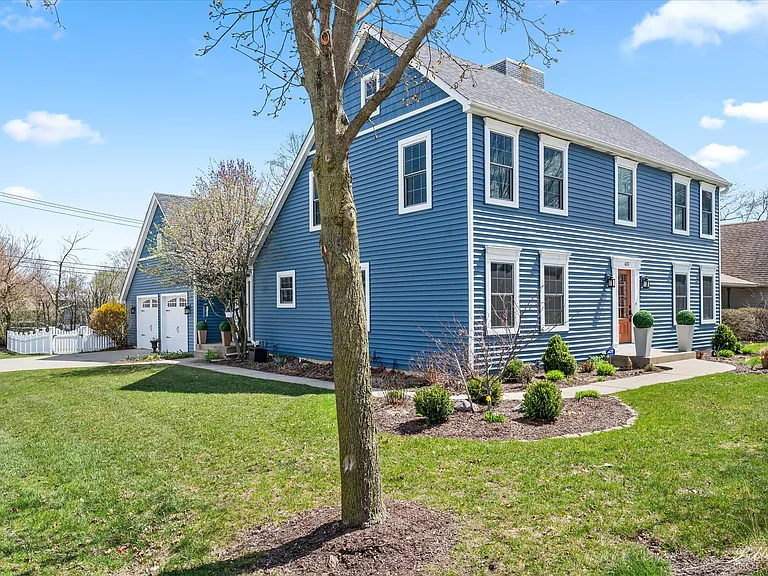 439 S Church Rd — Photo 47