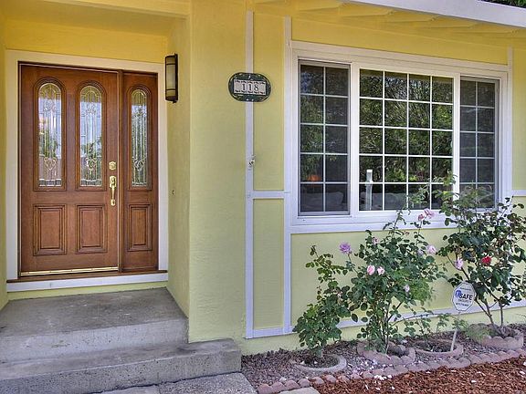 5th image of 118 Cherry Blossom Dr