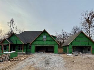 (Undisclosed Address), Gentry, AR 72734