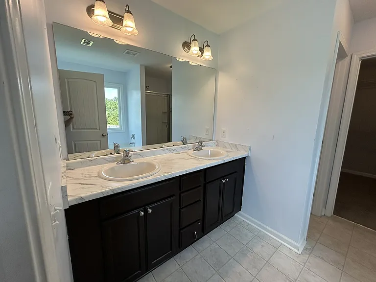 206 Summerhill Dr — Photo 10