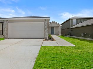 16068 Mahogany Way, Elmendorf, TX 78112