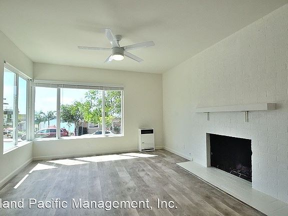 4th image of 3100 Highland Ave #A