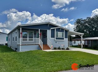 4 Desoto Ave, Sorrento, FL 32776